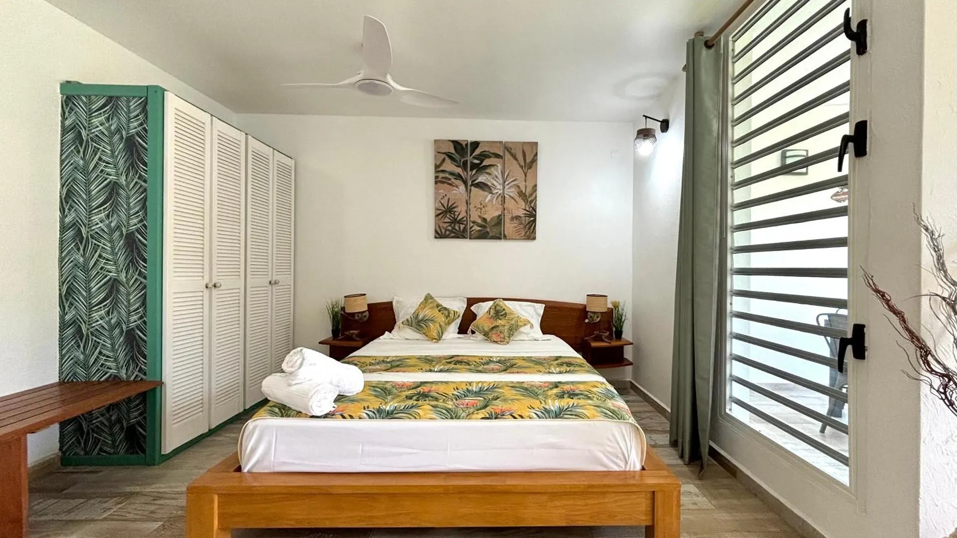 Apartment La Marigalantine - Wifi, Piscine, Plage, Blue Dream